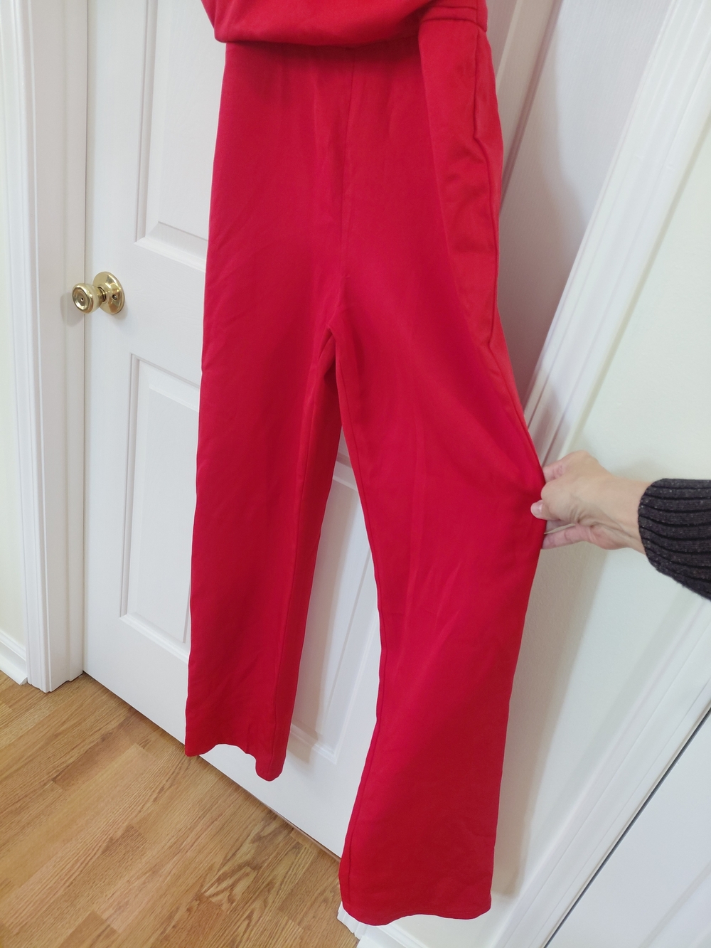 Sleeveless Red Jumpsuit with High Neck - Picture 8 of 8